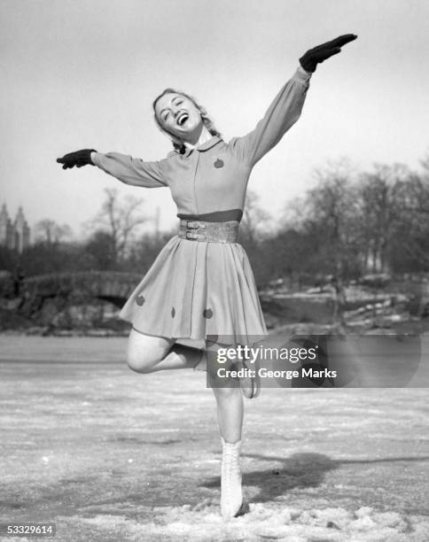 woman ice skating - ice skater stock pictures, royalty-free photos & images