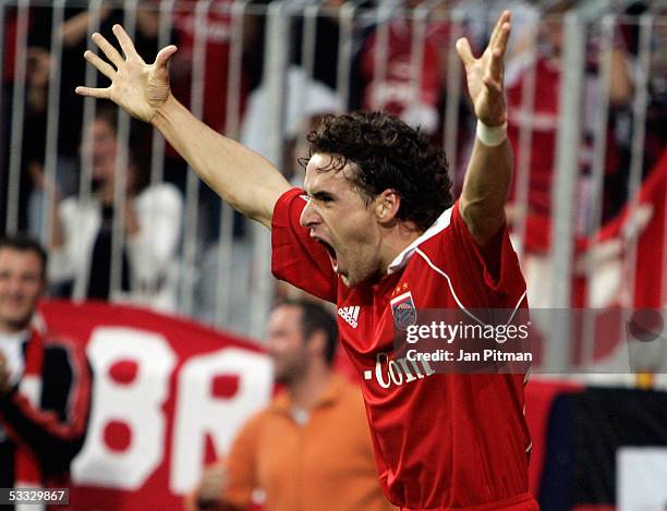 Munich's Owen Hargreaves celebrates after he scored 1-0 during the Bundesliga match between Bayern Munich and Borussia Monchengladbach at the Allianz...