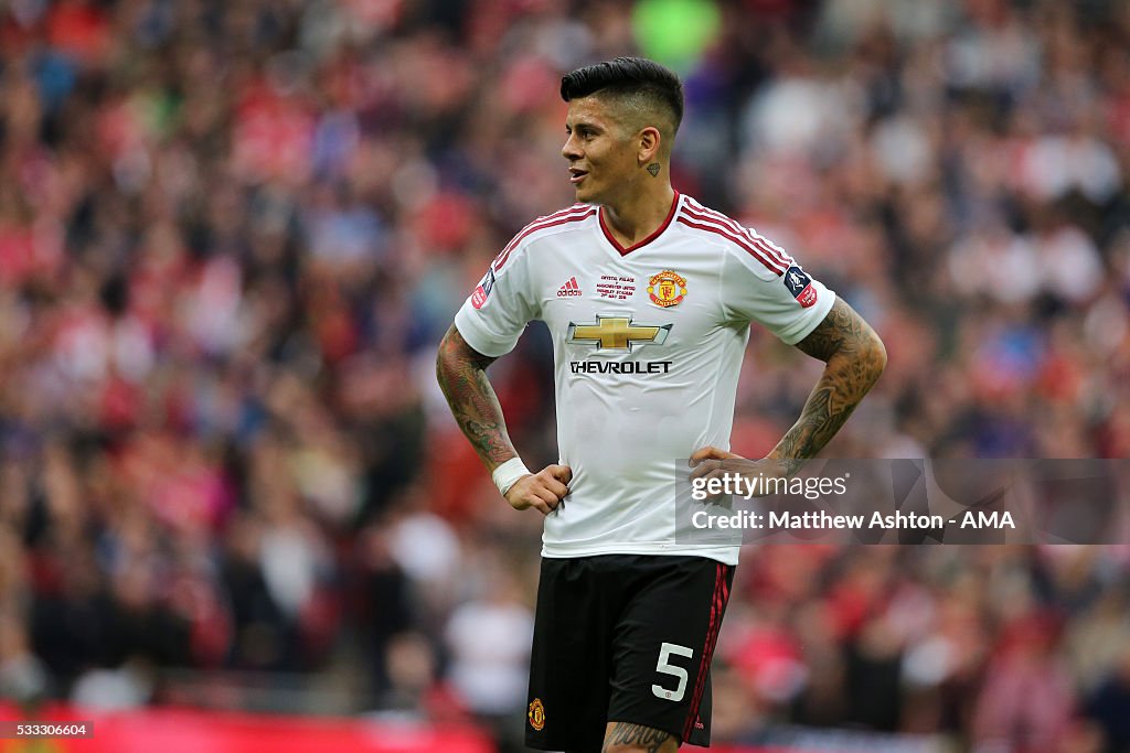 Manchester United v Crystal Palace - The Emirates FA Cup Final