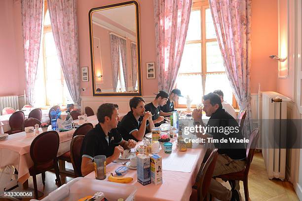 77th Tour of Swiss 2013 / Stage 8 Illustration Illustratie / Breakfast Petit Dejeuner Ontbijt / DE WEERT Kevin / VANDEWALLE Kristof / VAN KEIRSBULCK...