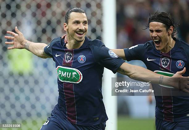 Zlatan Ibrahimovic of PSG celebrates his goal with Edinson Cavani of PSG during the French Cup Final match between Paris Saint-Germain and Olympique...