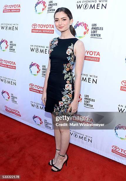 Actress Emily Robinson attends An Evening with Women benefiting the Los Angeles LGBT Center at the Hollywood Palladium on May 21, 2016 in Los...