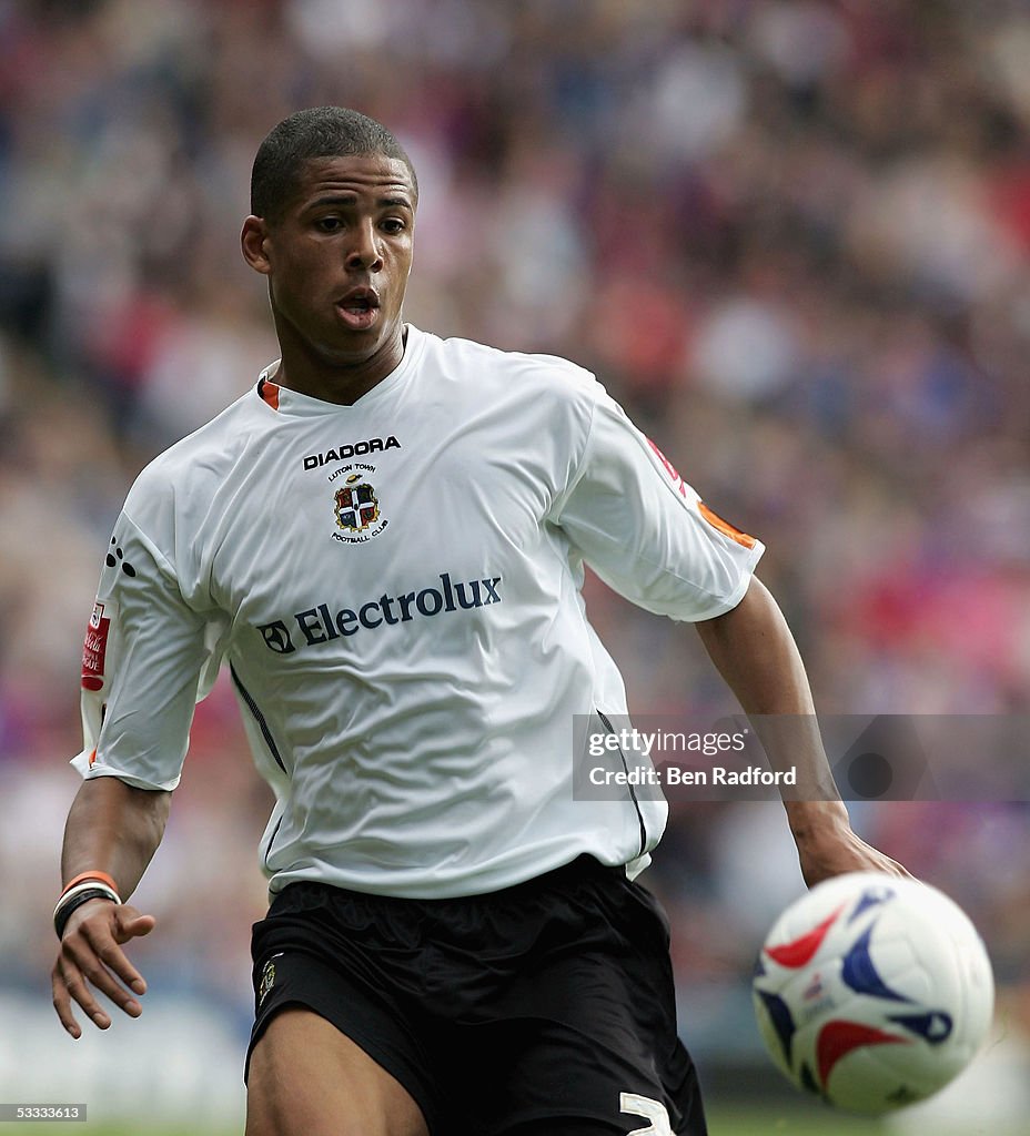 Crystal Palace v Luton Town