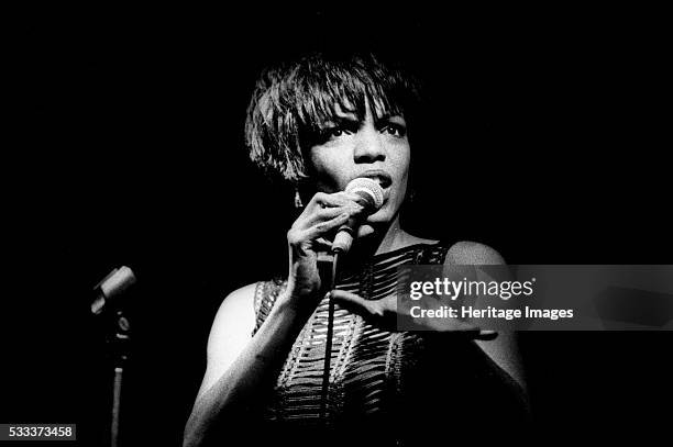 Nnenna Freelon at Ronnie Scott's in Soho, London, England, July 2000.