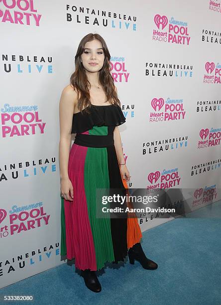 Hailee Steinfeld attends IHeartRadio Summer Pool Party 2016 at Fontainebleau Miami Beach on May 21, 2016 in Miami Beach, Florida.