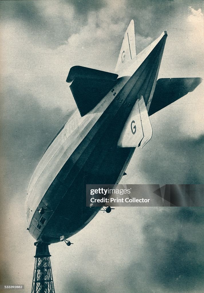 Britich R101 British rigid airship R101 riding at her mooring mast at Cardington ...