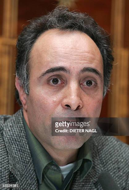 Alireza Assar former nuclear advisor to the mullah regime in Teheran talks to journalists during a press conference in Vienna 08 August 2005. Iran...