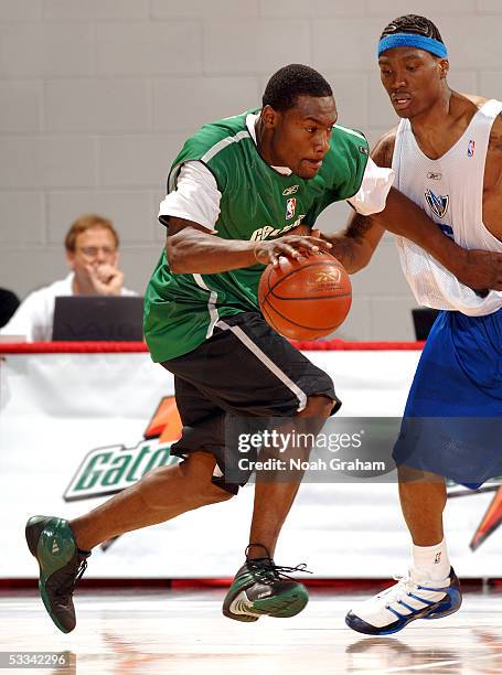 Tony Allen of the Boston Celtics moves against Marquis Daniels of the Dallas Mavericks during the 2005 Vegas Summer League on July 8, 2005 at the Cox...
