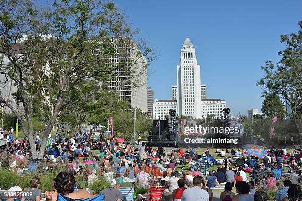 grand park in downtown los angeles - los angeles grand park stockfoto's en -beelden