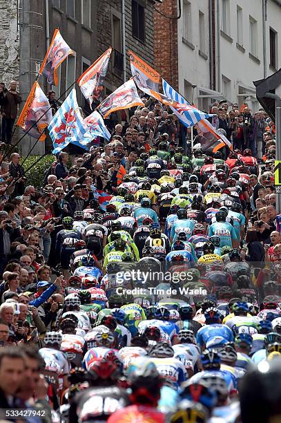 101th Liege - Bastogne - Liege 2015 Illustration Illustratie / Peleton Peloton / Cote De Saint-Roch 456m / HOUFFALIZE City Ville Stad / Public...