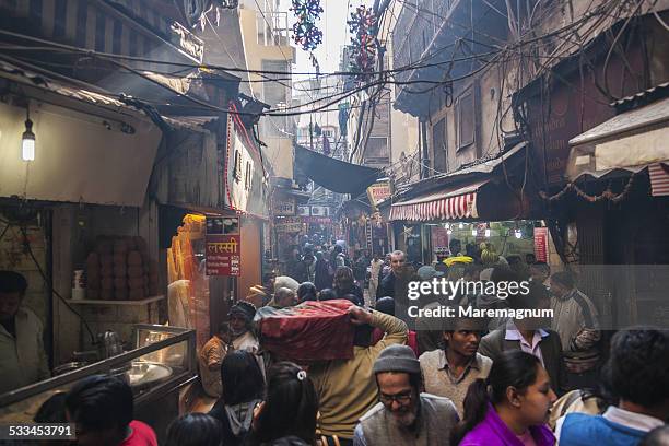 daily life around kinari bazar - delhi market stock pictures, royalty-free photos & images