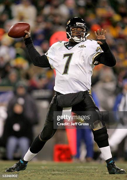 Byron Leftwich of the Jacksonville Jaguars sets to pass during the game against the Green Bay Packers at Lambeau Field on December 19, 2004 in Green...