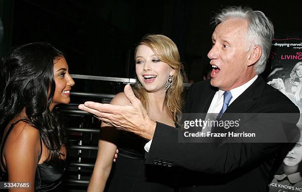 Actors Adi Schnall, Elisabeth Harnois and James Woods attend the premiere of "Pretty Persuasion" at the ArcLight Cinerama Dome August 9, 2005 in Los...