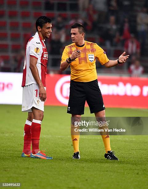 Igor De Camargo of Standard and referee Cristian Balaj pictured during the UEFA Europa league match Group G day 1 between Standard de Liege and HNK...