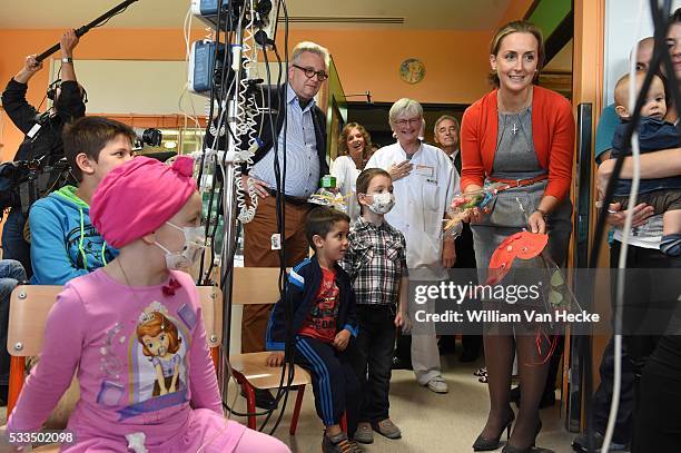 - Le Prince Laurent et la Princesse Claire assistent à la célébration du 30ème anniversaire de l'ouverture du Service universitaire de pédiatrie du...