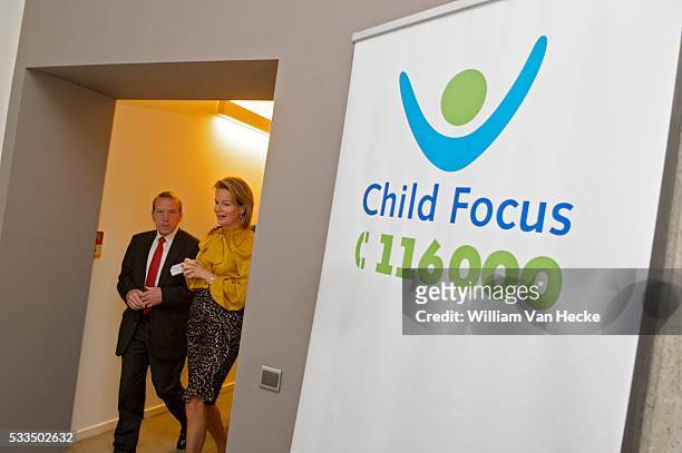 - La Reine Mathilde participe à une table ronde organisée par Child Focus sur la lutte contre la pornographie enfantine sur Internet - Koningin...