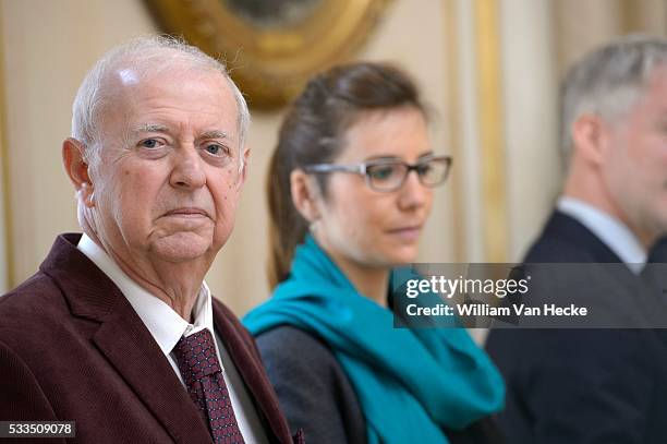 - Le Roi Philippe préside une table ronde dans le cadre du 50e anniversaire de la sécurité sociale et de l'INAMI, sur le thème l'Accès aux soins de...