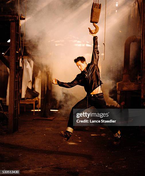 Keanu Reeves Rope Net Keanu Reeves 1997 Photos and Premium High Res Pictures - Getty Images