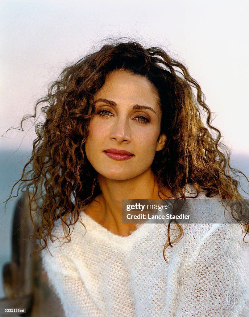 Melina Kanakaredes, 2000