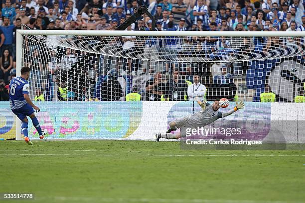 Braga's goalkeeper Marafona saves Porto's midfielder Ruben Neves penalty kick during the match between FC Porto and SC Braga for the Portuguese Cup...