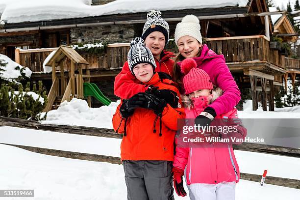 - Le Roi et la Reine et leurs enfants passent le congé de Carnaval à Verbier pour une semaine sportive et familiale. La Famille Royale est arrivée à...