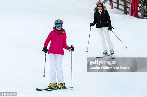 - Le Roi et la Reine et leurs enfants passent le congé de Carnaval à Verbier pour une semaine sportive et familiale. La Famille Royale est arrivée à...