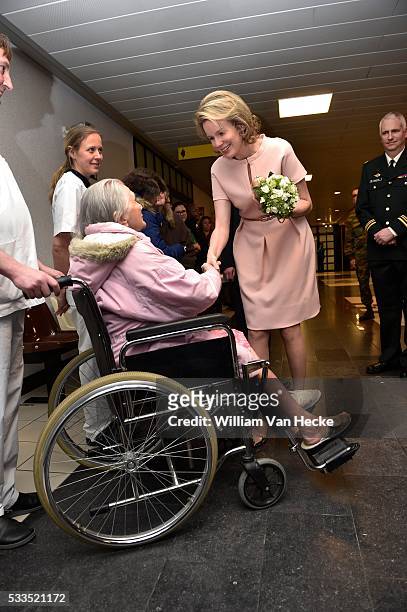 - Visite de la Reine Mathilde à l'Hôpital Militaire Reine Astrid à Neder-over-Heembeek. Elle y assiste à une présentation de l'évolution des missions...
