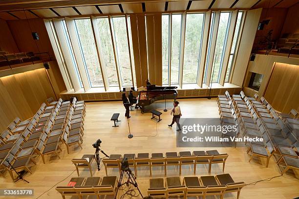 - Cérémonie d'ouverture de "The New Building" en présence du Roi Albert et de la Reine Paola: la Chapelle Musicale Reine Elisabeth célèbre, 75 ans...