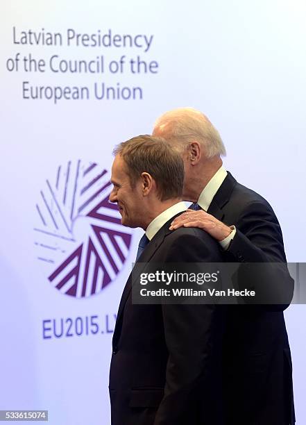 - Rencontre entre le président du Conseil européen Donald Tusk et le Vice-Président des États Unis Joe Biden - Ontmoeting tussen voorzitter van de...