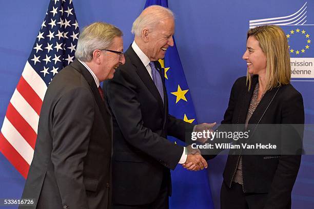 - Rencontre entre le président de la Commission Européenne Jean-Claude Juncker, Federica Mogherini et le Vice-Président des États Unis Joe Biden -...