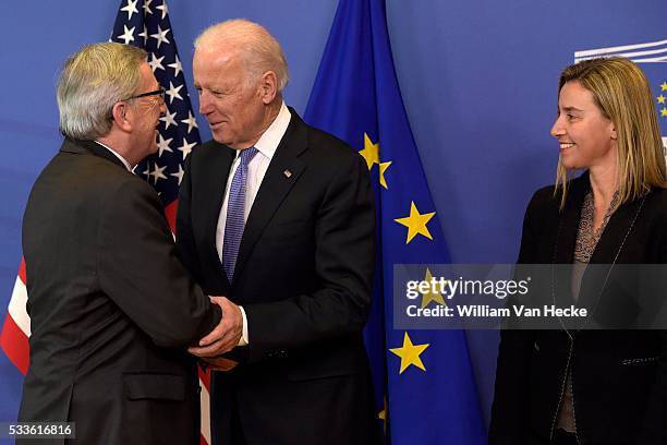 - Rencontre entre le président de la Commission Européenne Jean-Claude Juncker, Federica Mogherini et le Vice-Président des États Unis Joe Biden -...