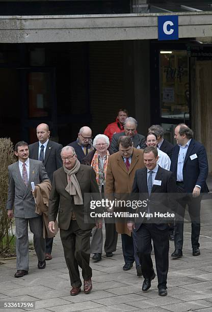 - Le Roi Albert se rend au Campus Erasme de l'Université Libre de Bruxelles à Anderlecht. Il y rencontre les autorités de l'ULB et le Prof. Dr....