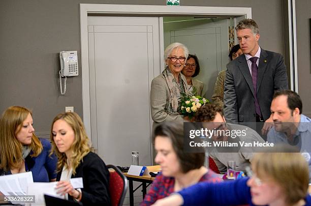 - La Reine Paola assiste au Forum "Ecole de l'Espoir" à la présentation des lauréats du programme 2014. Ce programme, organisé depuis 1999 par la...