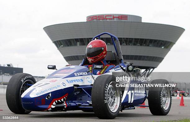 Traction Racing 399 Traction Engineering Stock Photos, High-Res Pictures, and Images ...