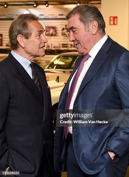 - Le Roi Albert II visite l'exposition Eddy Merckx Jacky Ickx au Trade Mart Brussels. Cette exposition marque la célébration commune du 70e...