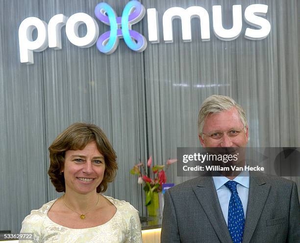 - Le Roi Philippe visite l'entreprise de télécommunications Proximus à Bruxelles. Il y visite le salon de l'Innovation, qui présente des applications...