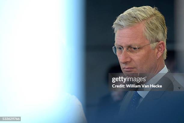 - Le Roi Philippe visite l'entreprise de télécommunications Proximus à Bruxelles. Il y visite le salon de l'Innovation, qui présente des applications...