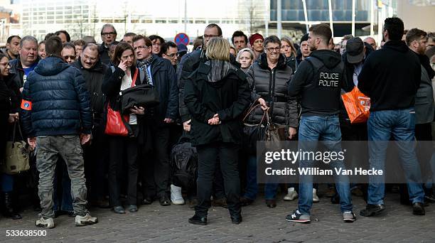 - Attentats de Bruxelles: réouverture de la gare du Midi - Aanslagen van Brussel: heropening Zuidstation 22/3/2016 pict. By Philip Reynaers© Photo...