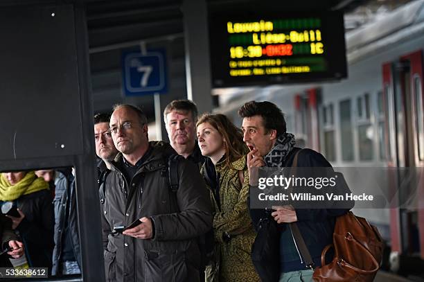 - Attentats de Bruxelles: réouverture de la gare du Midi - Aanslagen van Brussel: heropening Zuidstation 22/3/2016 pict. By Philip Reynaers© Photo...