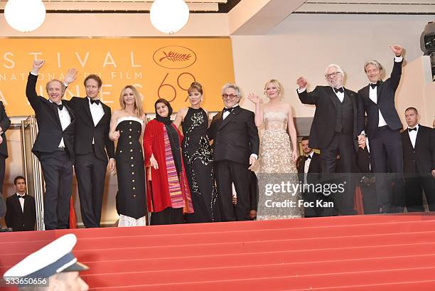 Jury members Arnaud Desplechin, Laszlo Nemes, Vanessa Paradis, Katayoon Shahabi, Valeria Golino, George Miller, Kirsten Dunst, Donald Sutherland and...