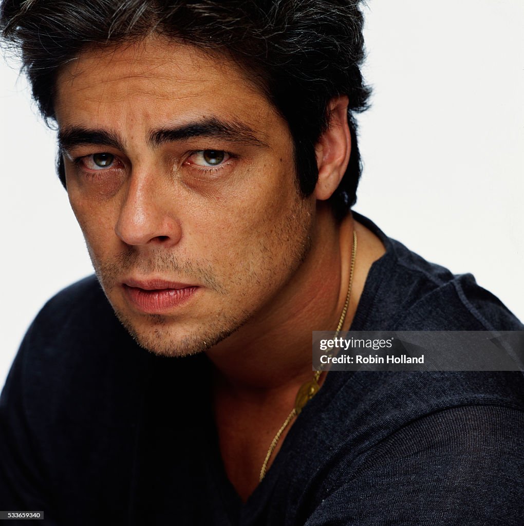 Benicio del Toro, Village Voice, 1998