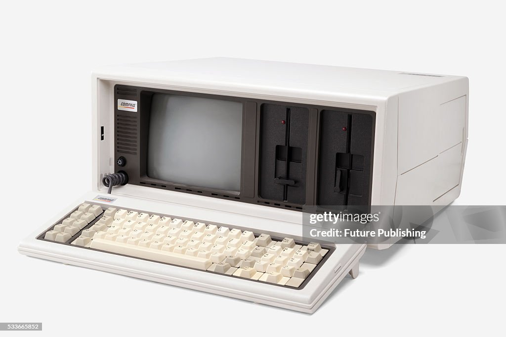 A vintage 1980's Compaq Portable computer, taken on May 22, 2009. News ...