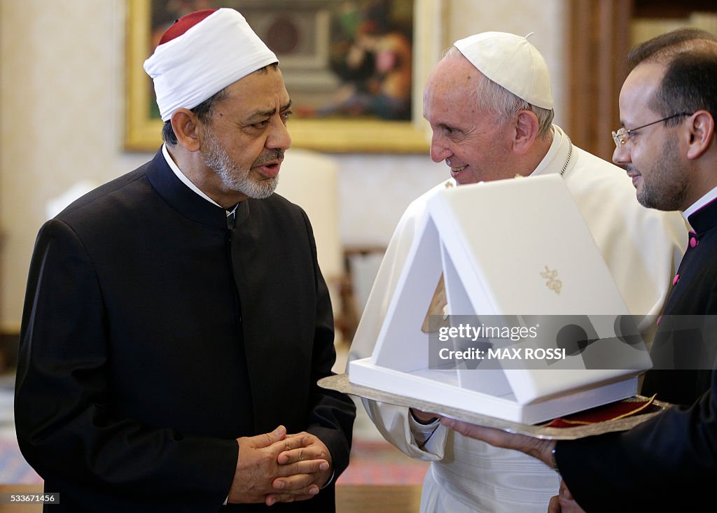 RELIGION-VATICAN-POPE-IMAM