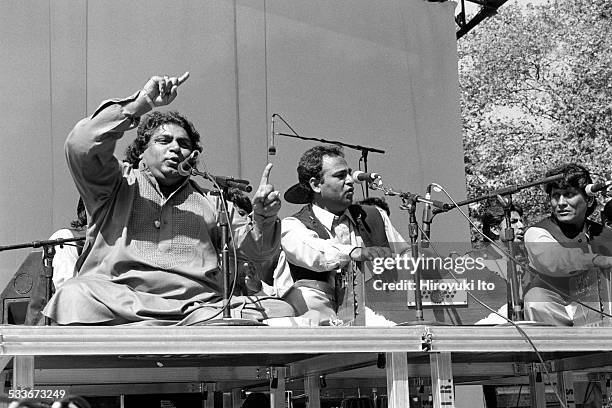 Photo Badar Badar Ali Khan Photos and Premium High Res Pictures - Getty Images