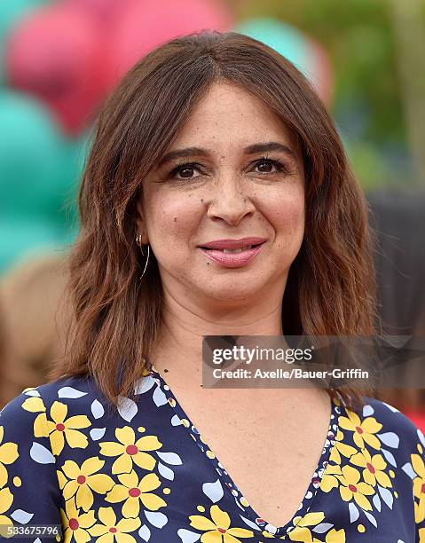 Actress Maya Rudolph arrives at the premiere of Sony Pictures' 'The Angry Birds Movie' at Regency Village Theatre on May 7, 2016 in Westwood,...