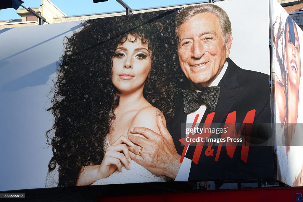 Lady Gaga & Tony Bennett for H&M Billboard
