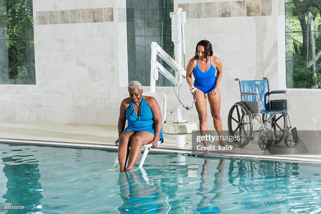 Hydrotherapy treatment for senior patient