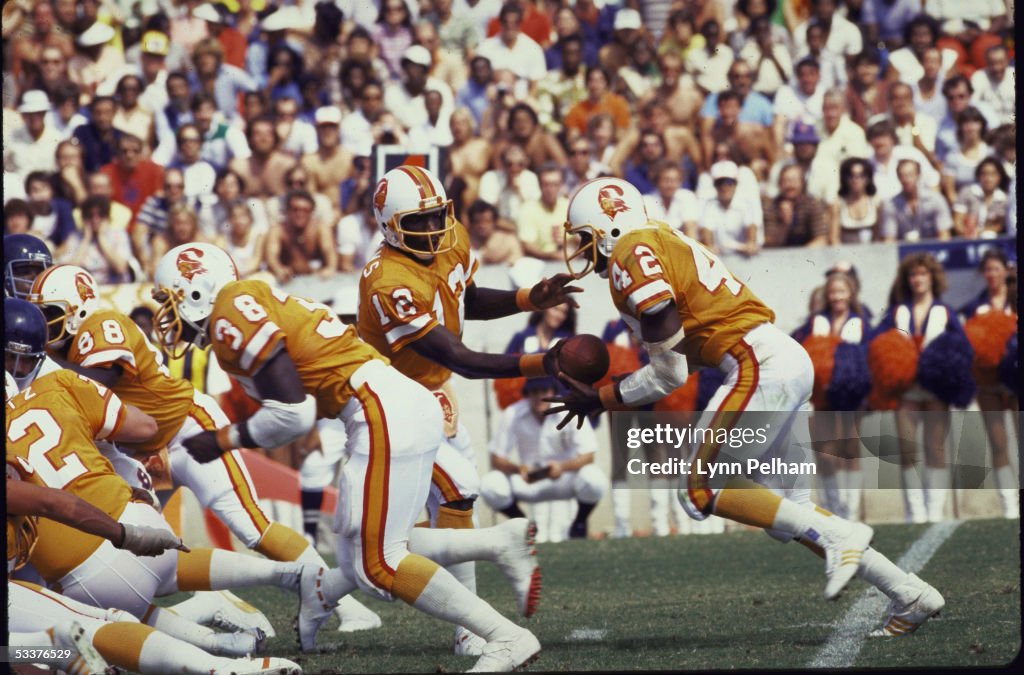 Football: Tampa Bay Buccanneers QB Doug Williams #
