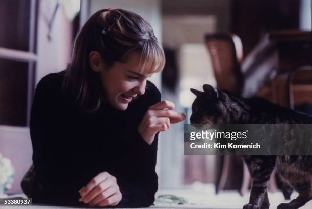 Actress Larisa Oleynik with her cat.