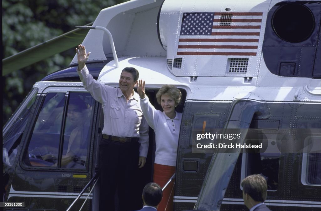 US President Ronald W. Reagan and his wife Nancy w